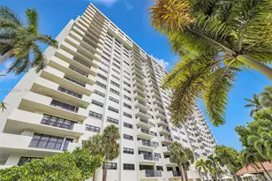 3200 N Port Royale Dr N, Fort Lauderdale, FL 33308 - Photo 32