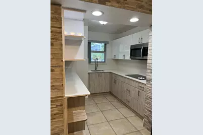 210 Fontainebleau Blvd #214, Miami, FL 33172 - Photo 2