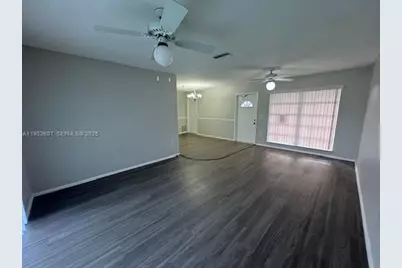 11331 NW 37th Pl, Sunrise, FL 33323 - Photo 4