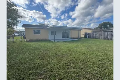 11331 NW 37th Pl, Sunrise, FL 33323 - Photo 24