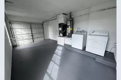 11331 NW 37th Pl, Sunrise, FL 33323 - Photo 20