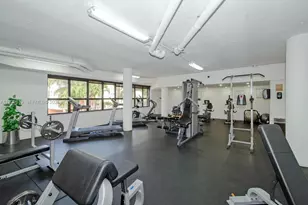 6423 Collins Ave, Miami Beach, FL 33141 - Photo 14