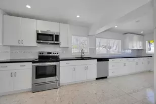 3551 NW 20th St, Miami, FL 33142 - Photo 12