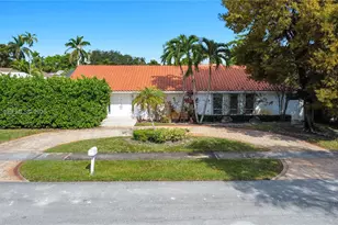 2101 NE 211th Terrace, Miami, FL 33179 - Photo 2