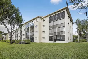 13800 SW 5th Ct, Pembroke Pines, FL 33027 - Photo 44