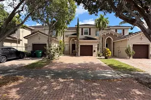 825 SW 153rd Path, Miami, FL 33194 - Photo 4