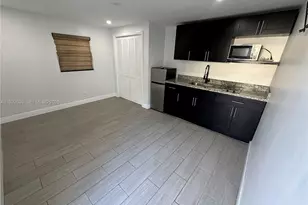 214 S 57th Ave, Hollywood, FL 33023 - Photo 4