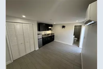 214 S 57th Ave, Hollywood, FL 33023 - Photo 12