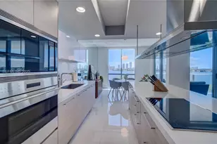 17111 Biscayne Blvd, North Miami Beach, FL 33160 - Photo 8
