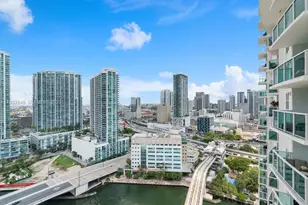 31 SE 5th St, Miami, FL 33131 - Photo 30