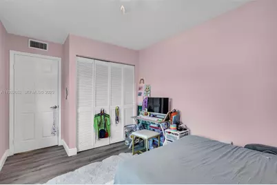 11903 SW 11th Ct, Davie, FL 33325 - Photo 12