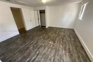 1064 NW 103rd St, Miami, FL 33150 - Photo 14