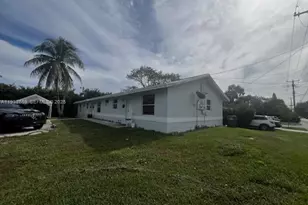 2746 Johnson St, Hollywood, FL 33020 - Photo 2