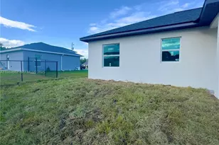 748 748 Chestnut St E, Lehigh Acres, FL 33974 - Photo 38