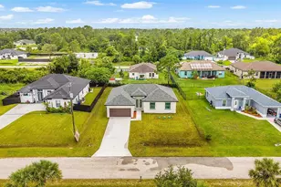 748 748 Chestnut St E, Lehigh Acres, FL 33974 - Photo 30
