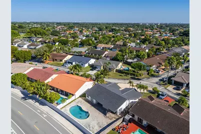 10290 SW 145th Pl, Miami, FL 33186 - Photo 42