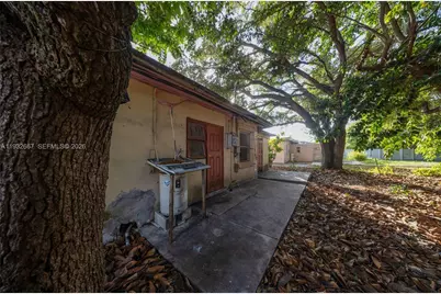 763 NE 140 Street, North Miami, FL 33161 - Photo 22