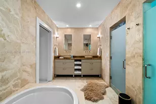 5055 N Bay Rd, Miami Beach, FL 33140 - Photo 20