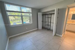 9491 Evergreen Pl, Davie, FL 33324 - Photo 18