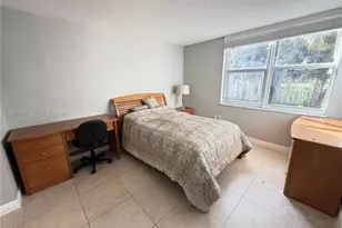 9491 Evergreen Pl, Davie, FL 33324 - Photo 26