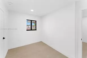 17211 NW 43rd Ave, Miami Gardens, FL 33055 - Photo 10