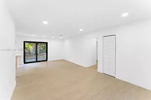 17211 NW 43rd Ave, Miami Gardens, FL 33055 - Photo 4