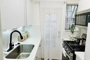 717 Espanola Way, Miami Beach, FL 33139 - Photo 8