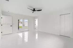 7441 NW 38th Ct, Lauderhill, FL 33319 - Photo 18