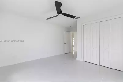 7441 NW 38th Ct, Lauderhill, FL 33319 - Photo 22