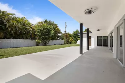 18490 SW 83rd Ave, Cutler Bay, FL 33157 - Photo 32