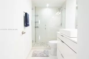 19380 Collins Ave, Sunny Isles Beach, FL 33160 - Photo 24