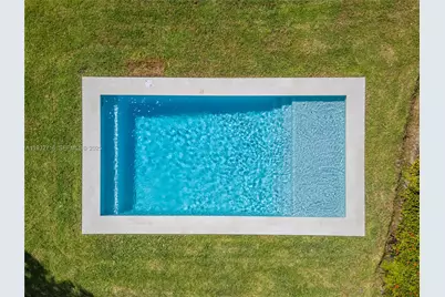 317 N 31st Ave, Hollywood, FL 33021 - Photo 2