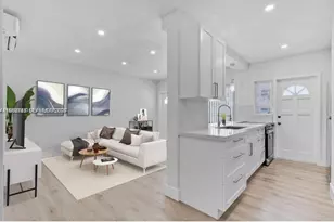 520 79th St, Miami Beach, FL 33141 - Photo 2