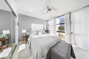 800 Parkview Dr, Hallandale Beach, FL 33009 - Photo 14