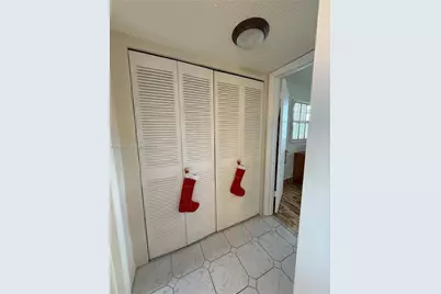 4270 NW 40th St #109, Lauderdale Lakes, FL 33319 - Photo 18