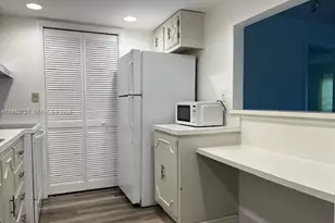 120 Lakeview Dr, Weston, FL 33326 - Photo 6