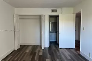 120 Lakeview Dr, Weston, FL 33326 - Photo 20