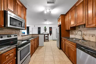 6500 NW 27th St, Sunrise, FL 33313 - Photo 6