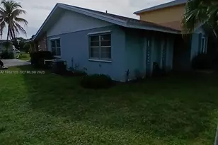 10210 SW 175th St, Miami, FL 33157 - Photo 2