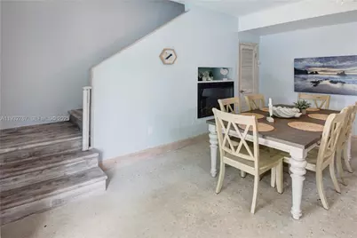 517 NE 2nd Pl, Dania Beach, FL 33004 - Photo 18