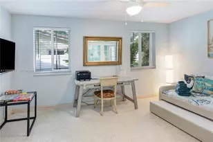 517 NE 2nd Pl, Dania Beach, FL 33004 - Photo 68