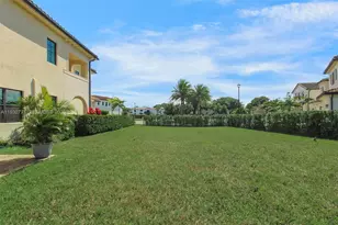 11865 SW 13th Ct, Pembroke Pines, FL 33025 - Photo 38