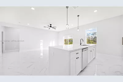 539 Hutton St, Lehigh Acres, FL 33974 - Photo 6