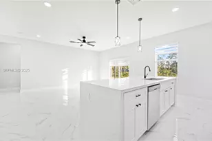 539 Hutton St, Lehigh Acres, FL 33974 - Photo 6