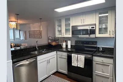 2836 Coastal Hwy #5, Saint Augustine, FL 32084 - Photo 4