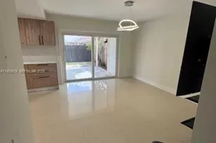 10351 SW 154th Pl, Miami, FL 33196 - Photo 2