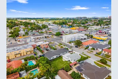 5658 SW 1st St, Miami, FL 33134 - Photo 4