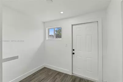 5658 SW 1st St, Miami, FL 33134 - Photo 24
