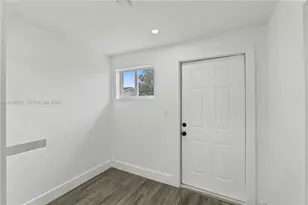 5658 SW 1st St, Miami, FL 33134 - Photo 24