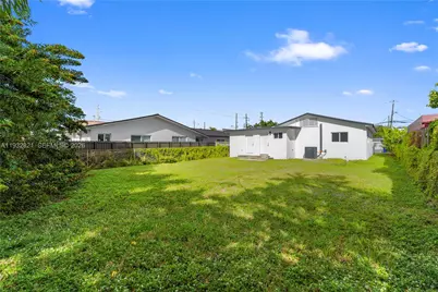 5658 SW 1st St, Miami, FL 33134 - Photo 48